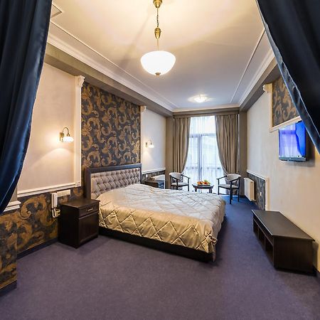 Franz Hotel&Restaurant イヴァーノ＝フランキーウシク 部屋 写真