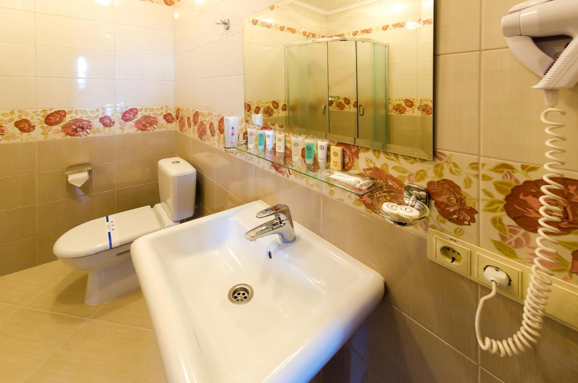 Franz Hotel&Restaurant イヴァーノ＝フランキーウシク 部屋 写真