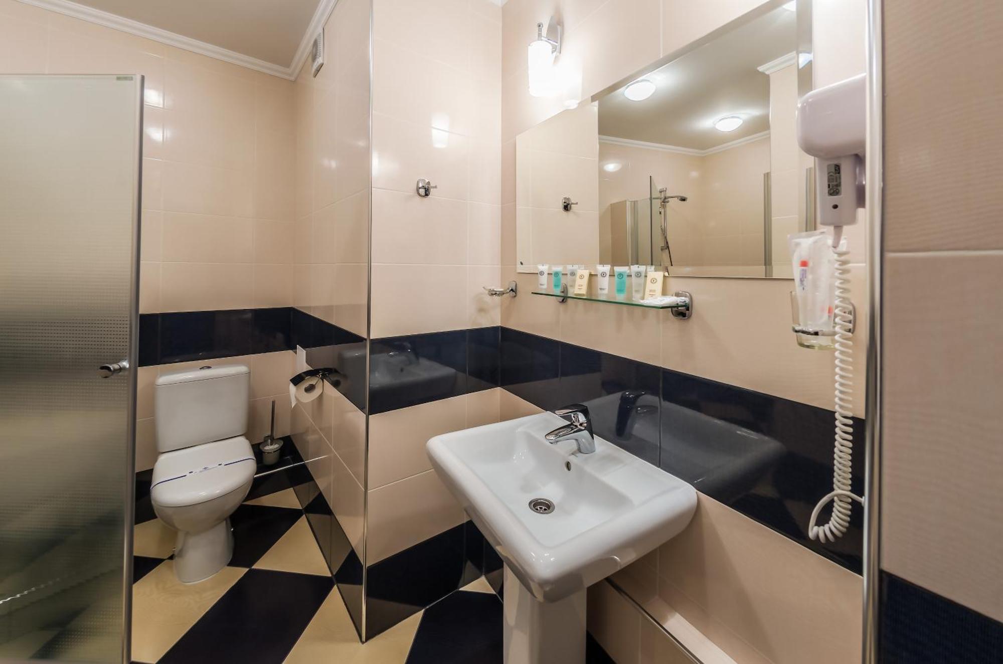 Franz Hotel&Restaurant イヴァーノ＝フランキーウシク 部屋 写真