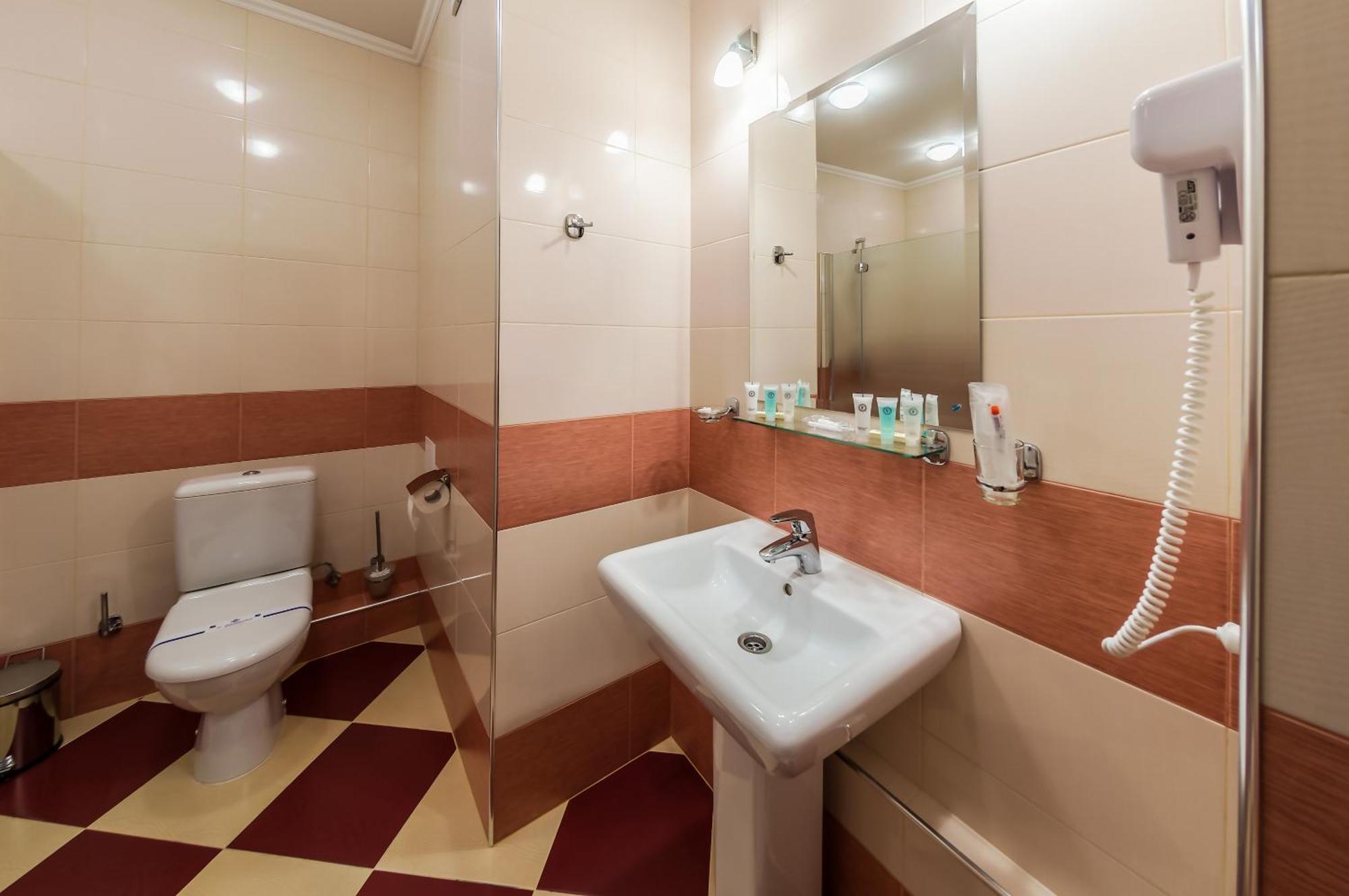 Franz Hotel&Restaurant イヴァーノ＝フランキーウシク 部屋 写真